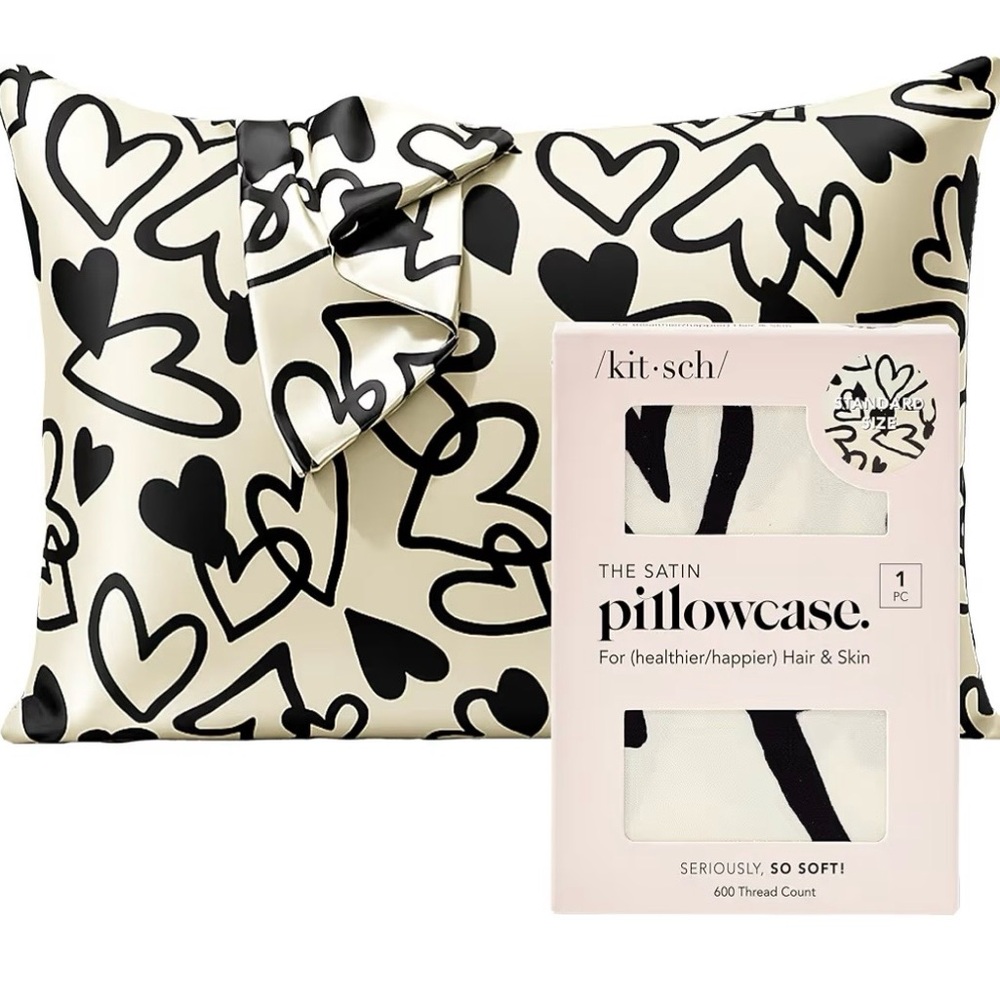 Kitsch Satin Pillowcase with Black Heart Pattern
